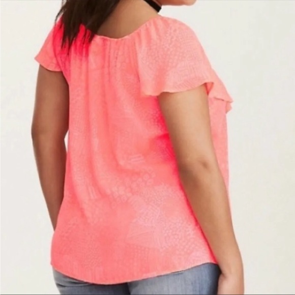 Torrid Coral Ruffled Front Short Sleeve Blouse Plus Size 2X - Picture 2 of 7